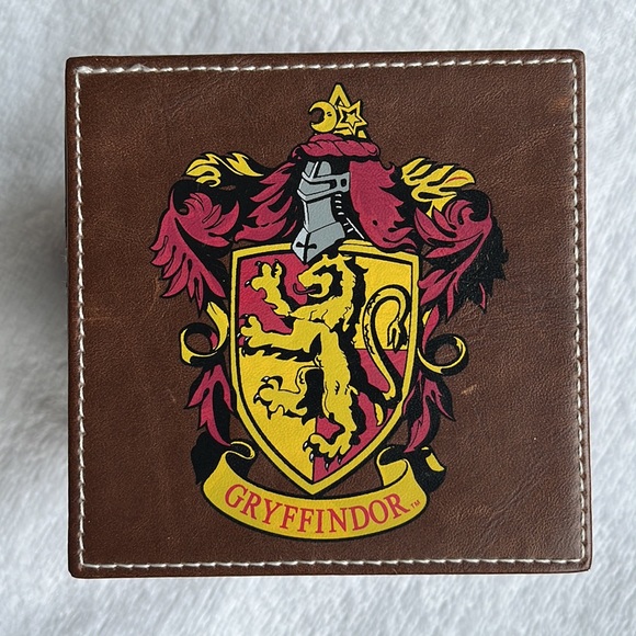 Harry Potter Gryffindor Photo Cube and Potion Bottle - Picture 5 of 7